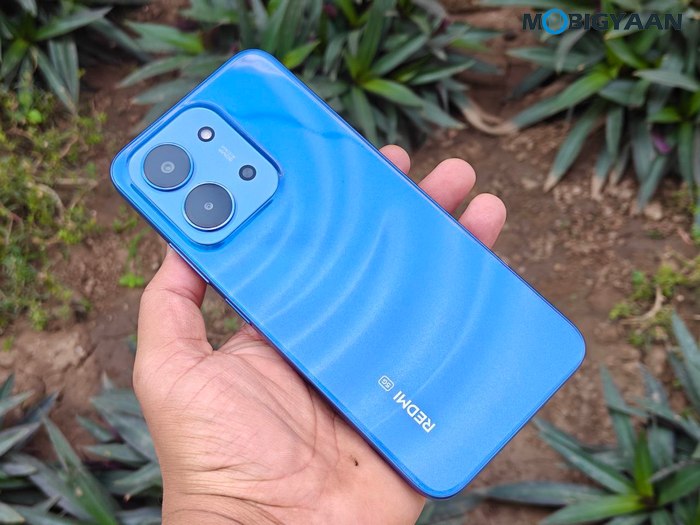 REDMI 15C 5G Review - Xiaomi's New Big-Screen Budget Beast 18 Redmi 15C 5G Review Design Display Cameras Build Quality 1