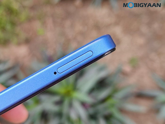 REDMI 15C 5G Review - Xiaomi's New Big-Screen Budget Beast 16 Redmi 15C 5G Review Design Display Cameras Build Quality 5