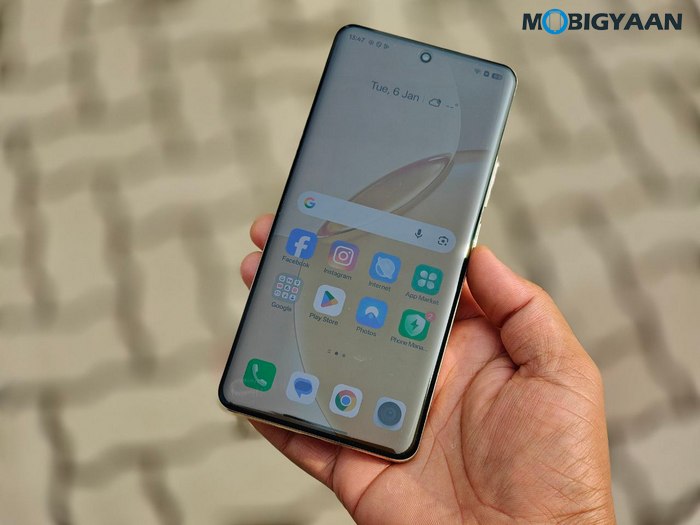 realme 16 Pro Review Design Display Cameras Build Quality 28