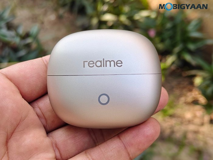 realme Buds Clip Review - A Comfortable Take on Open-Ear Audio 3 realme Buds Clip Review Design 16