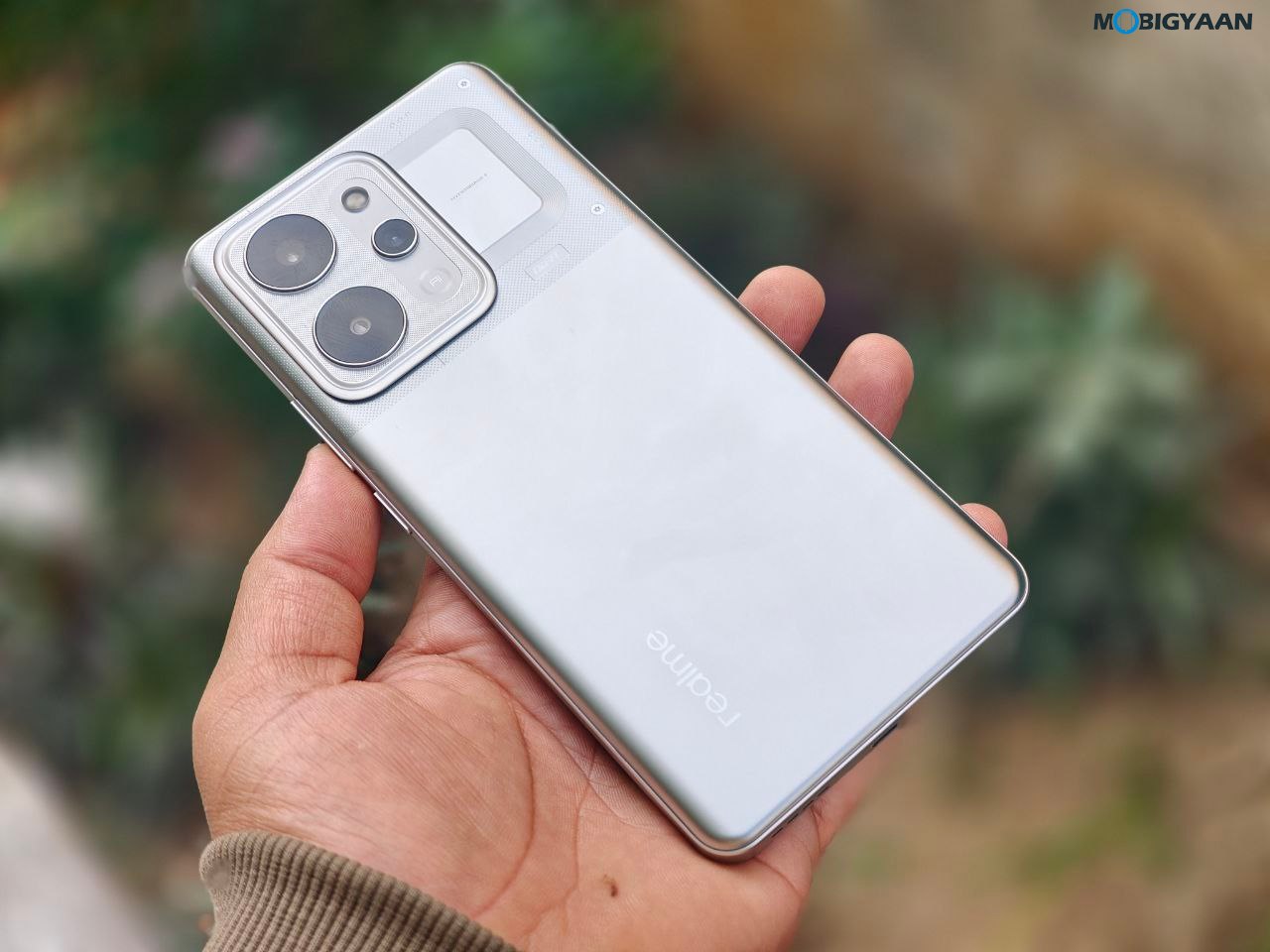 realme P4 Power 5G Review Design Display Cameras Build Quality 21