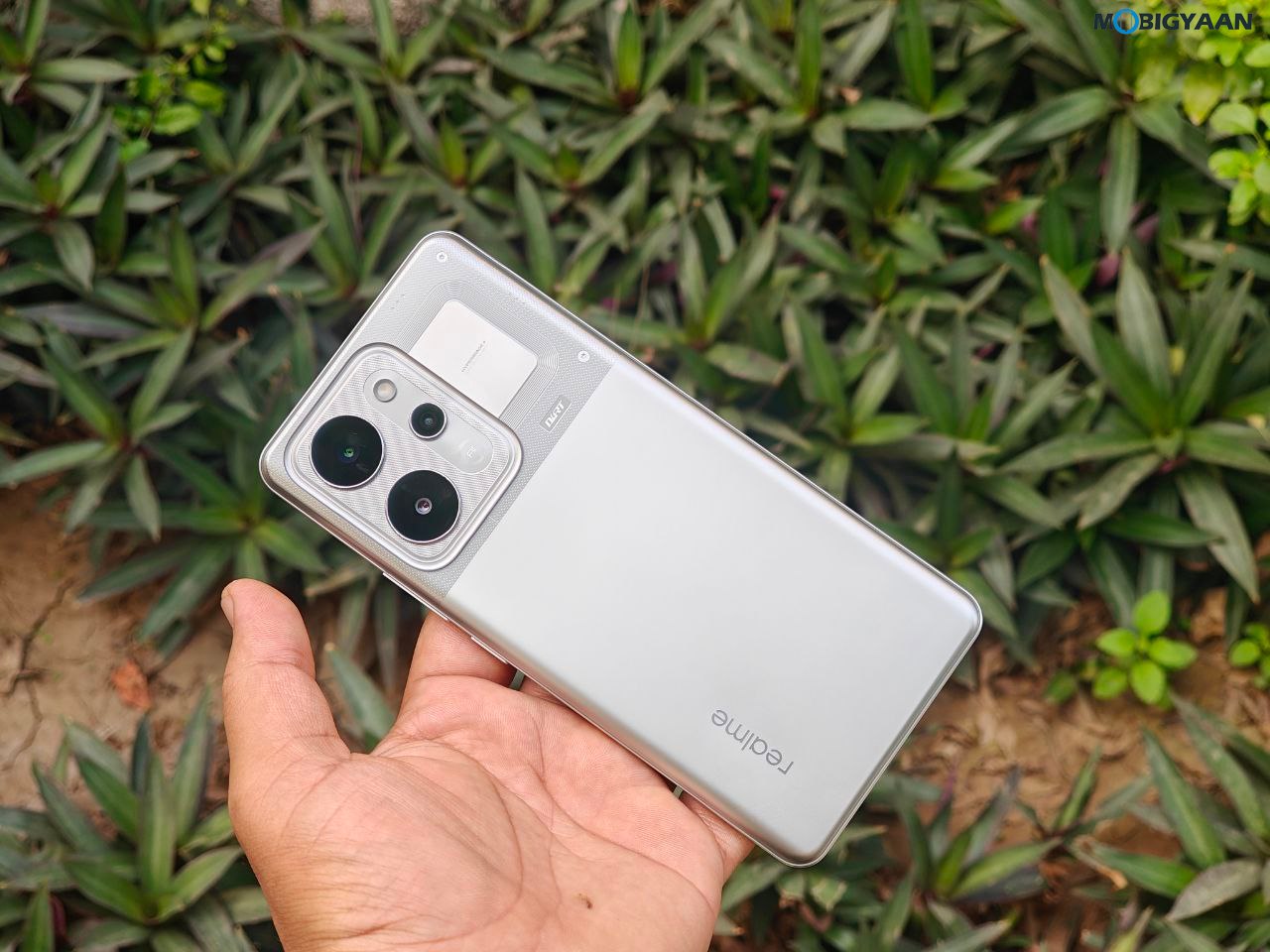 realme P4 Power Review - 10,001mAh Massive Battery Meets Stable Gaming Performance 1 realme P4 Power 5G Review Design Display Cameras Build Quality 28