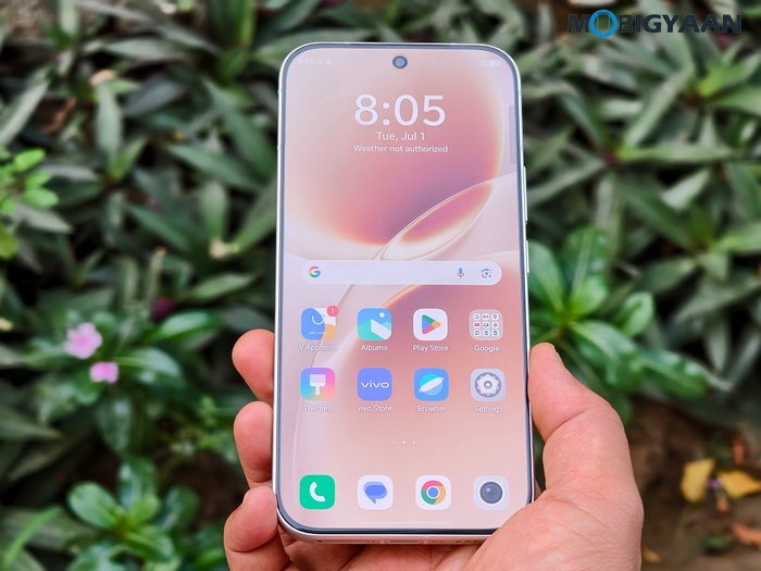 vivo V70 Review Design Display Cameras Build 11