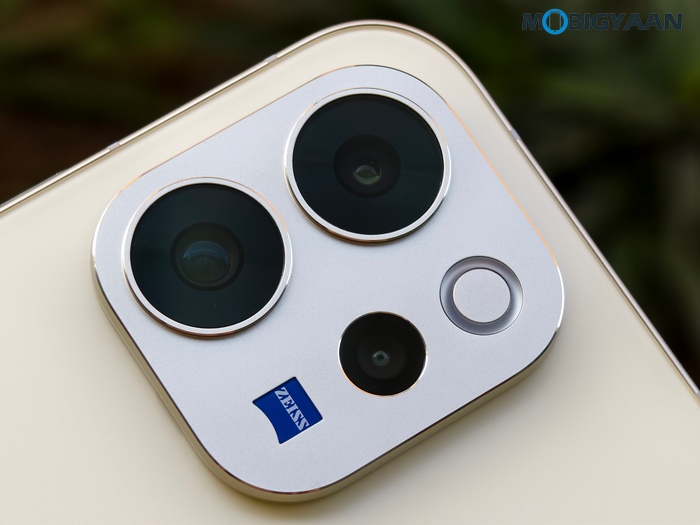 vivo V70 Review Design Display Cameras Build 14