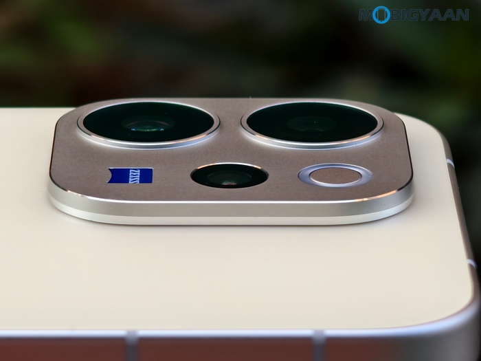 vivo V70 Review Design Display Cameras Build 15