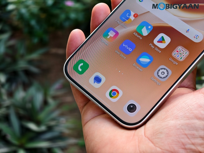 vivo V70 Review Design Display Cameras Build 28