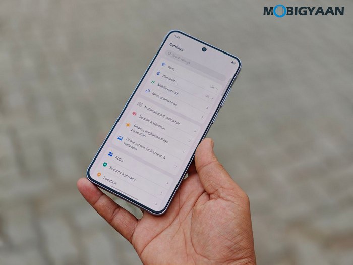 vivo X200T - Hands-On and First Impressions 30 vivo X200T Review Desgin Display Cameras Build Quality 10