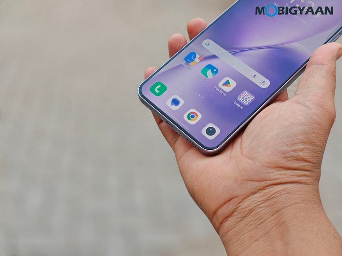vivo X200T - Hands-On and First Impressions 17 vivo X200T Review Desgin Display Cameras Build Quality 9