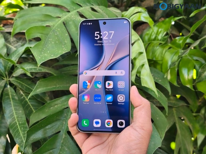 vivo T5 Pro 5G - Hands-On and First Impressions: Massive 9020mAh Battery Meets Gaming Power 1 vivo T5 Pro 5G Review Design Display Cameras Build Quality 10