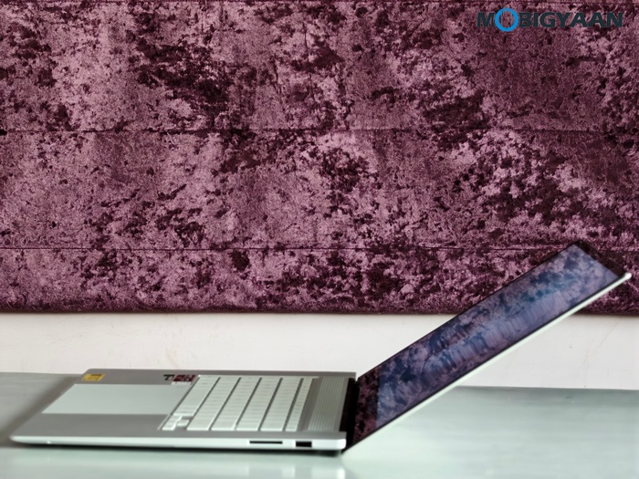 ASUS Zenbook S16 UM5606GA Review Design Display Build Quality 10
