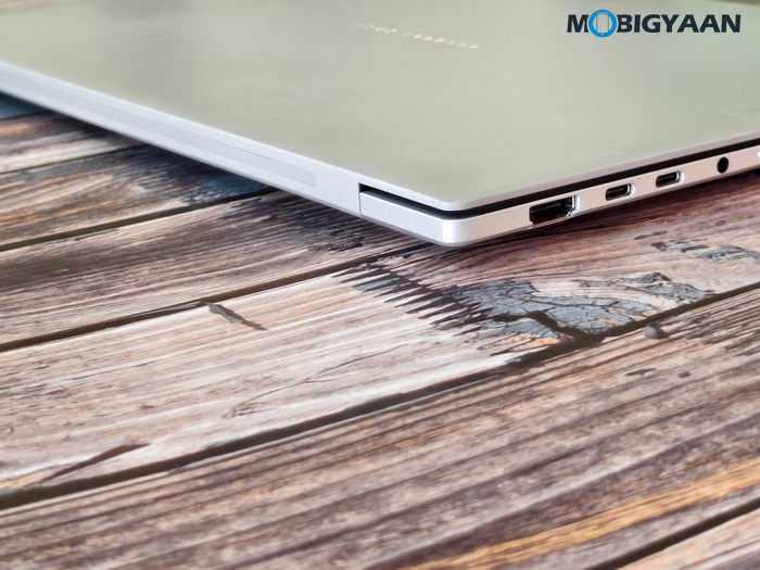 ASUS Zenbook S16 UM5606GA Review Design Display Build Quality 15