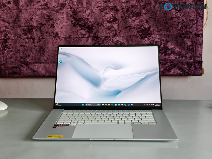 ASUS Zenbook S16 UM5606GA Review Design Display Build Quality 3