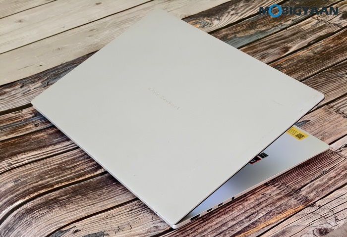 ASUS Zenbook S16 UM5606GA Review Design Display Build Quality 40