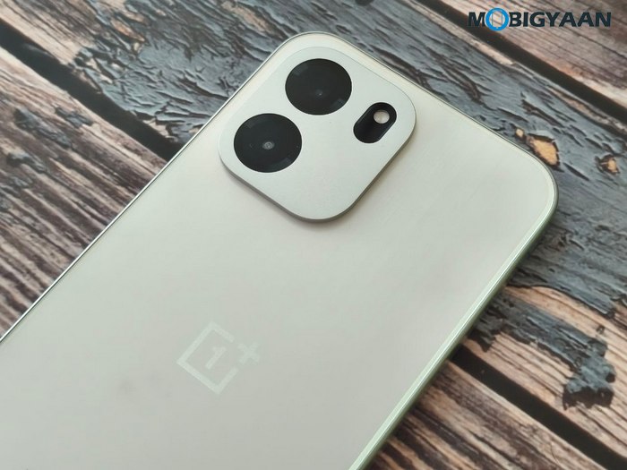 OnePlus Nord CE6 Review Design Display Cameras Build Quality 23