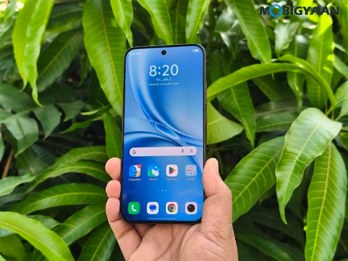 vivo X300 FE Review Design Display Cameras Build Quality 13