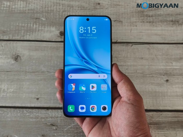 vivo X300 FE Review Design Display Cameras Build Quality 17