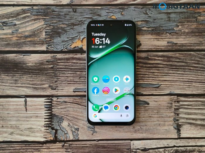 OnePlus N6 Review Design Display Cameras Build Quality 32