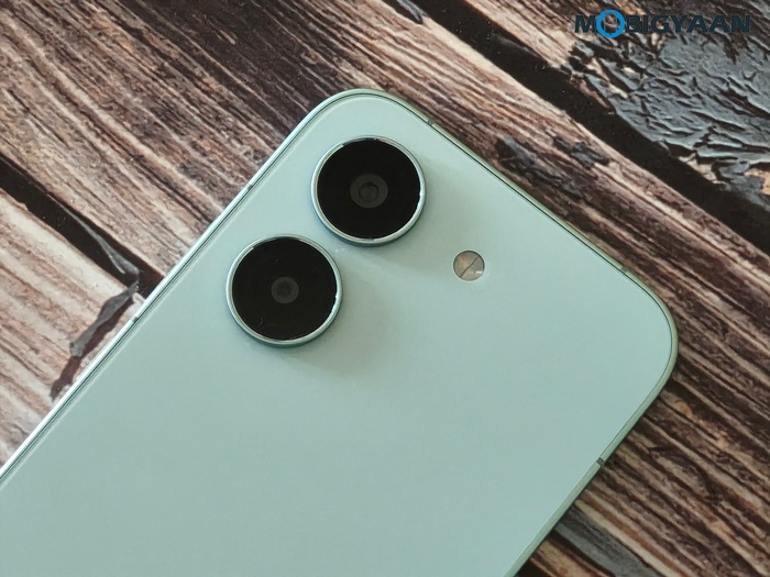 REDMI Turbo 5 Review Design Display Cameras Build Quality 6