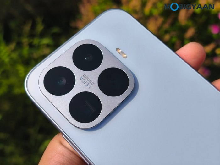 Xiaomi 17T Review Design DIsplay Cameras Build Quality 20