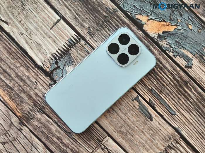 Xiaomi 17T Review Design DIsplay Cameras Build Quality 7