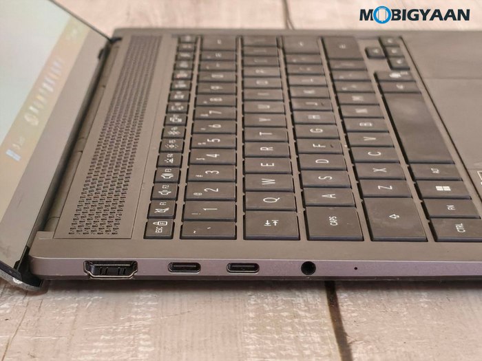 ASUS Zenbook S14 Review UX5406AA Design Display Build Quality 10