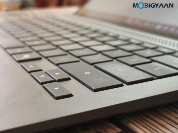 ASUS Zenbook S14 Review UX5406AA Design Display Build Quality 23