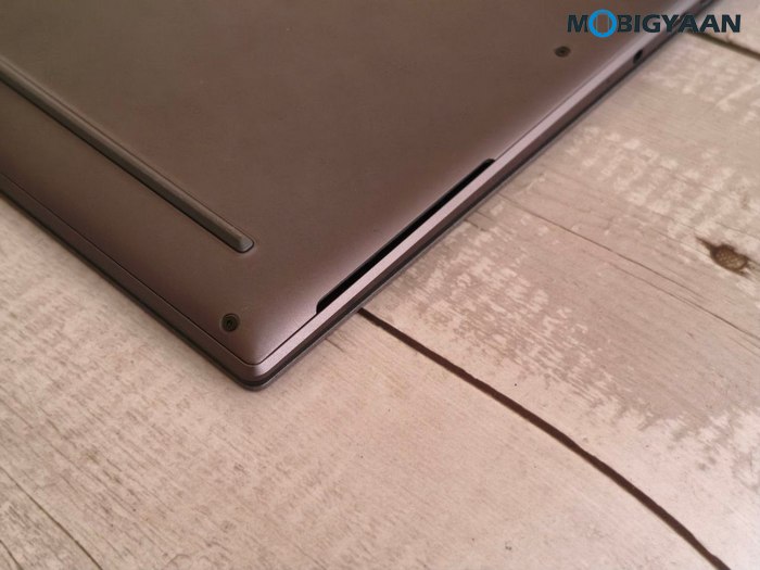 ASUS Zenbook S14 Review UX5406AA Design Display Build Quality 33