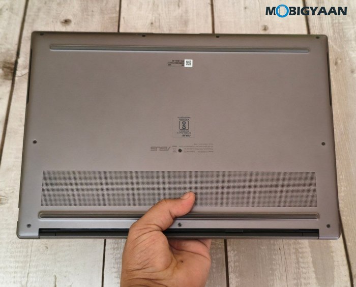 ASUS Zenbook S14 Review UX5406AA Design Display Build Quality 4