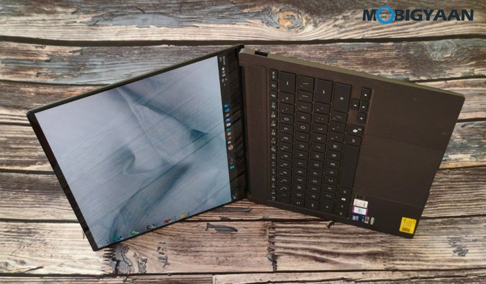 ASUS Zenbook S14 Review UX5406AA Design Display Build Quality 45