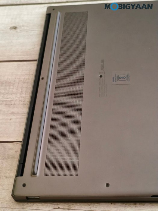 ASUS Zenbook S14 Review UX5406AA Design Display Build Quality 51
