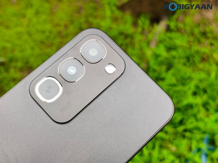 realme 16x 5G Review Design Display Cameras Build Quality 30