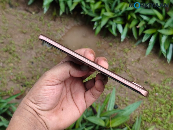 vivo S2 Review Design Display Cameras Build Quality 13