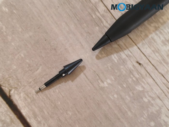 ASUS Zenbook DUO Review UX8407AA Design Display Build Quality 12