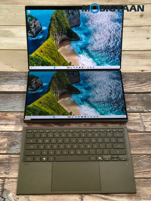 ASUS Zenbook DUO Review UX8407AA Design Display Build Quality 22
