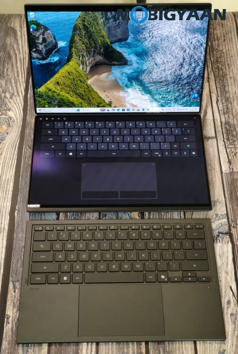 ASUS Zenbook DUO Review UX8407AA Design Display Build Quality 46