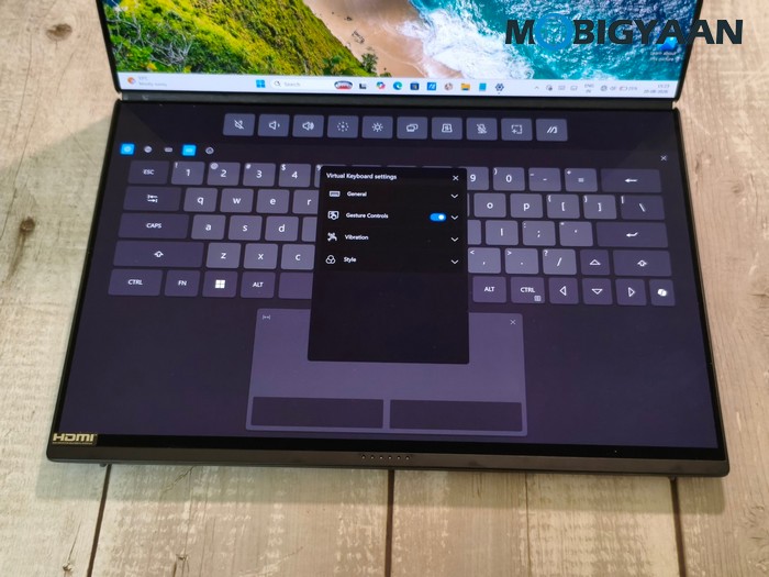 ASUS Zenbook DUO Review UX8407AA Design Display Build Quality 53