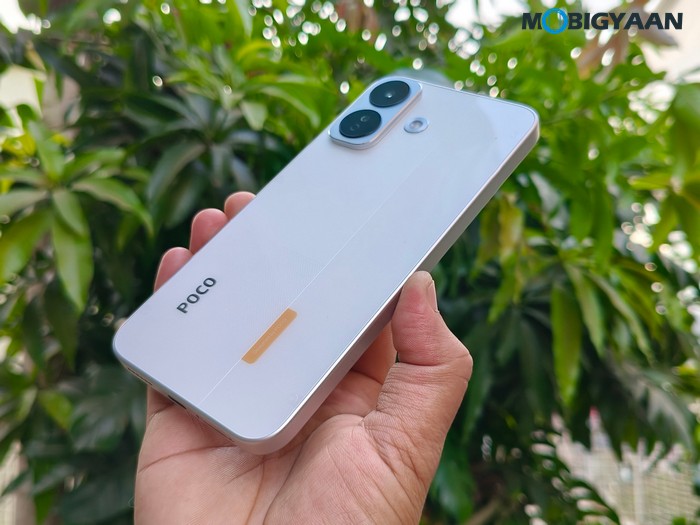 POCO X8 - Unboxing | Hands-On | First Impressions 32 POCO X8 Review Design Display Cameras Build Quality 13