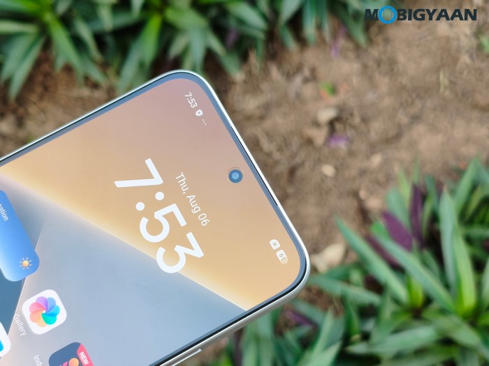 POCO X8 Review Design Display Cameras Build Quality 18