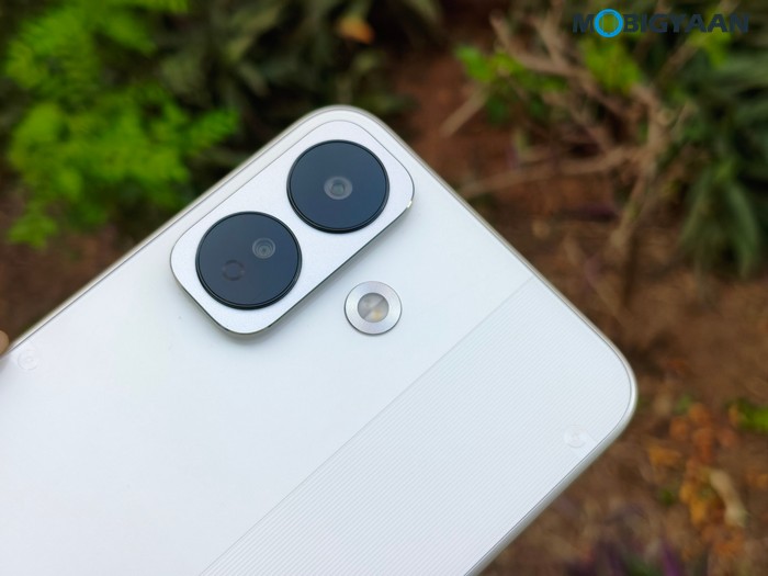 POCO X8 Review Design Display Cameras Build Quality 27