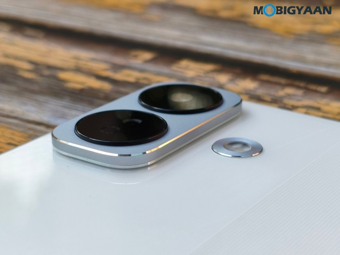 POCO X8 Review Design Display Cameras Build Quality 32