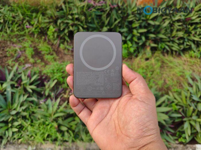 Xiaomi UltraThin Magnetic Power Bank 5000 15W Review 6